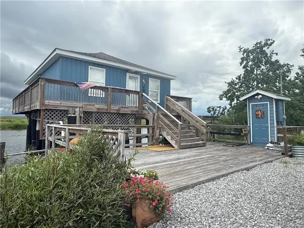$217,500 | 4511 Pontchartrain Drive, Slidell, LA 70458
