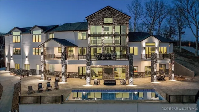 $6,600,000 | 147 Forest Trace, Sunrise Beach, MO 65079