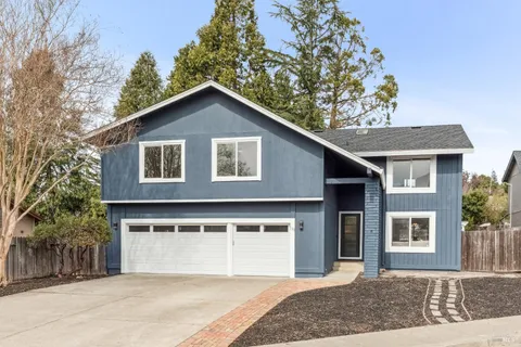$1,599,000 | 113 Greenridge Court, Petaluma, CA 94952