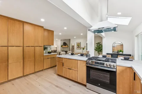 $1,599,000 | 113 Greenridge Court, Petaluma, CA 94952