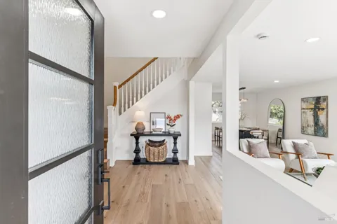 $1,599,000 | 113 Greenridge Court, Petaluma, CA 94952