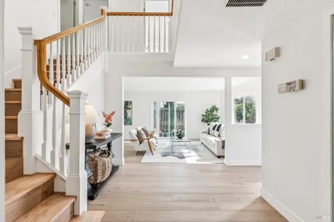 $1,599,000 | 113 Greenridge Court, Petaluma, CA 94952