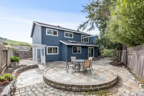 $1,599,000 | 113 Greenridge Court, Petaluma, CA 94952