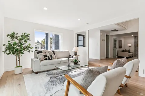 $1,599,000 | 113 Greenridge Court, Petaluma, CA 94952