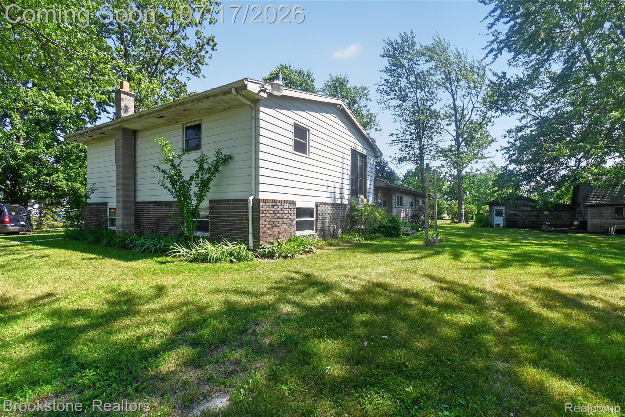 22025 Lakefield Road Merrill, MI 48637 - Photo 39 of 47 39-22025-Lakefield-Rd-WindowStill.jpg