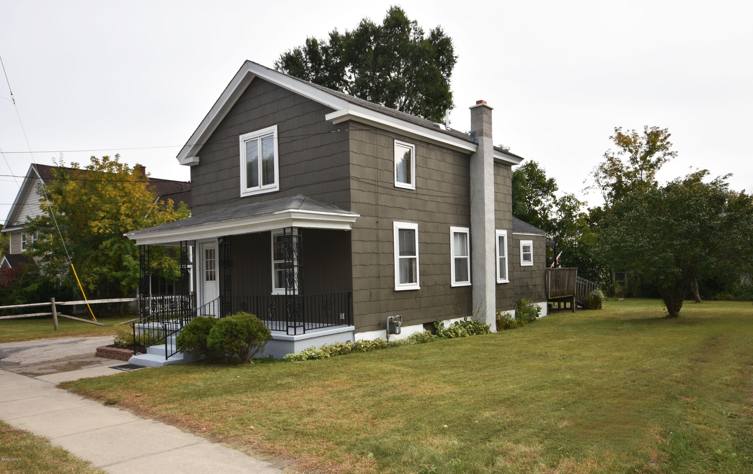 41 Pecks Road Pittsfield, MA 01201 - Photo 1 of 47 Exterior