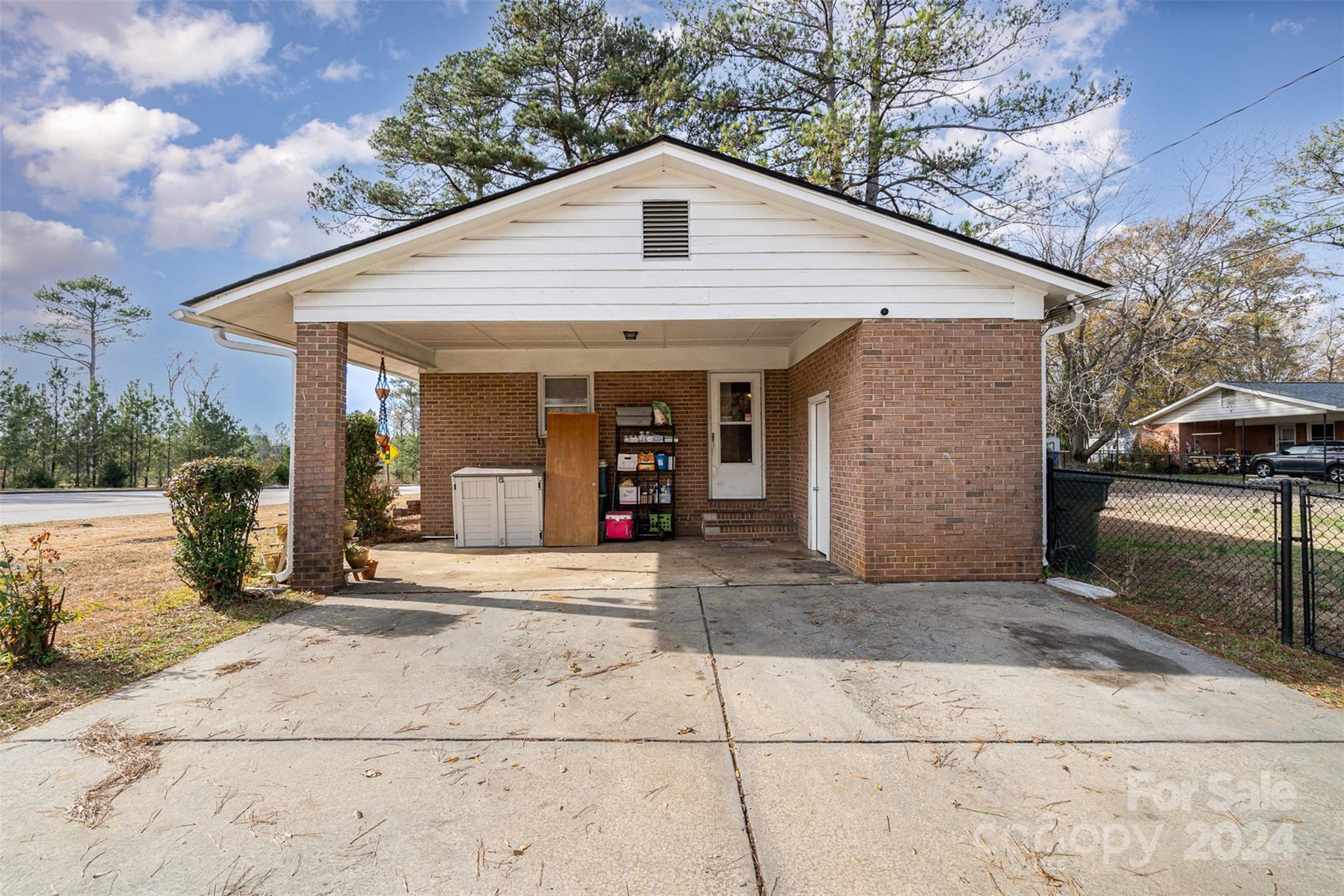 906 South Cherry Road Rock Hill, SC 29732 - Photo 4 of 28 Gallery Image 4