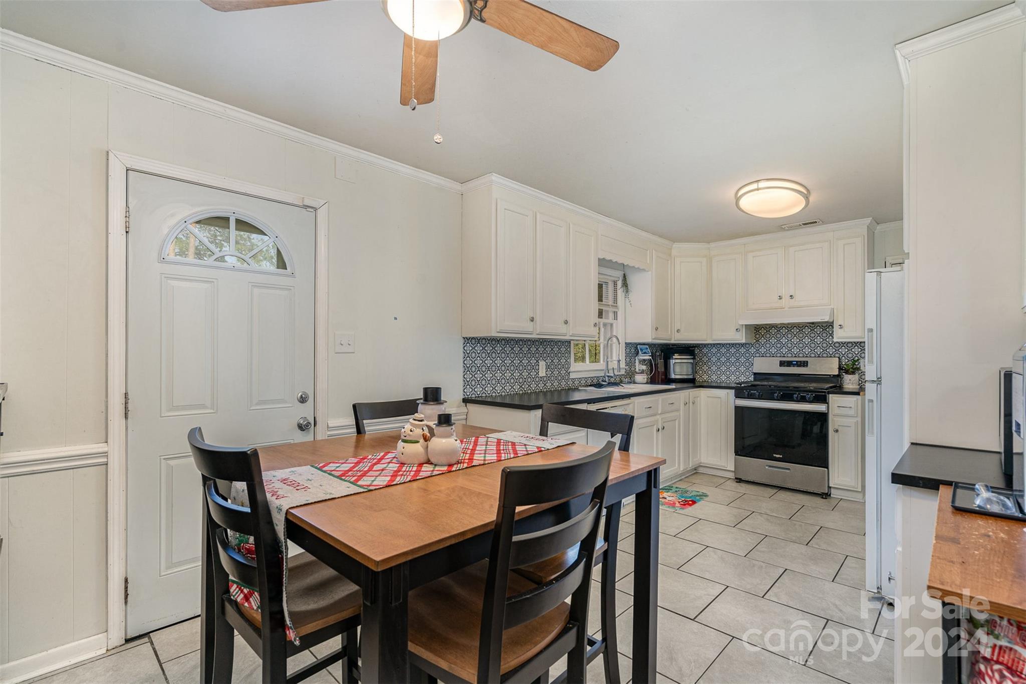 906 South Cherry Road Rock Hill, SC 29732 - Photo 9 of 28 Gallery Image 9
