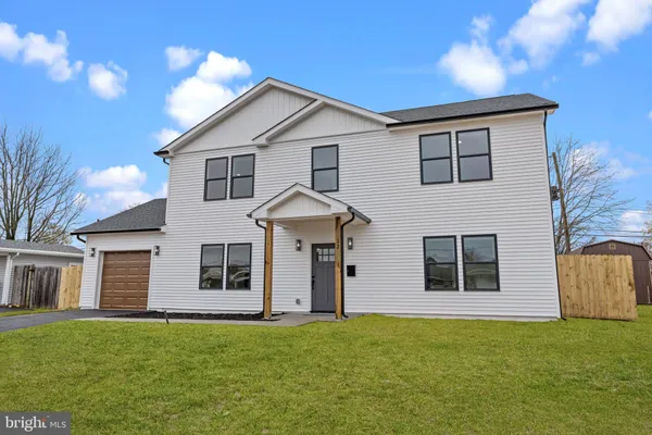 $3,600 | 265 Holly Drive, Levittown, PA 19055