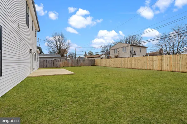$3,600 | 265 Holly Drive, Levittown, PA 19055