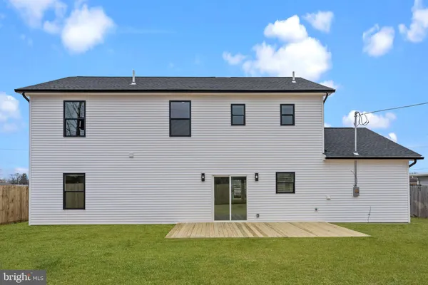 $3,600 | 265 Holly Drive, Levittown, PA 19055