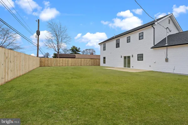 $3,600 | 265 Holly Drive, Levittown, PA 19055