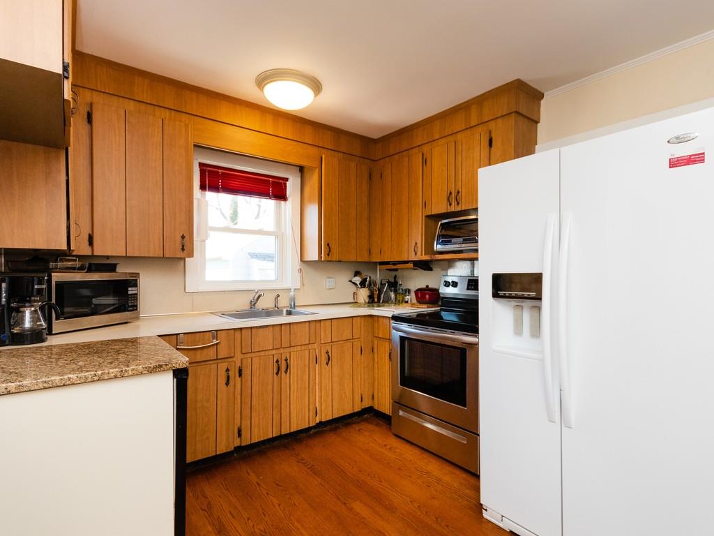 42 Elmlawn Road Braintree, MA 02184 - Photo 23 of 37 Gallery Image 23