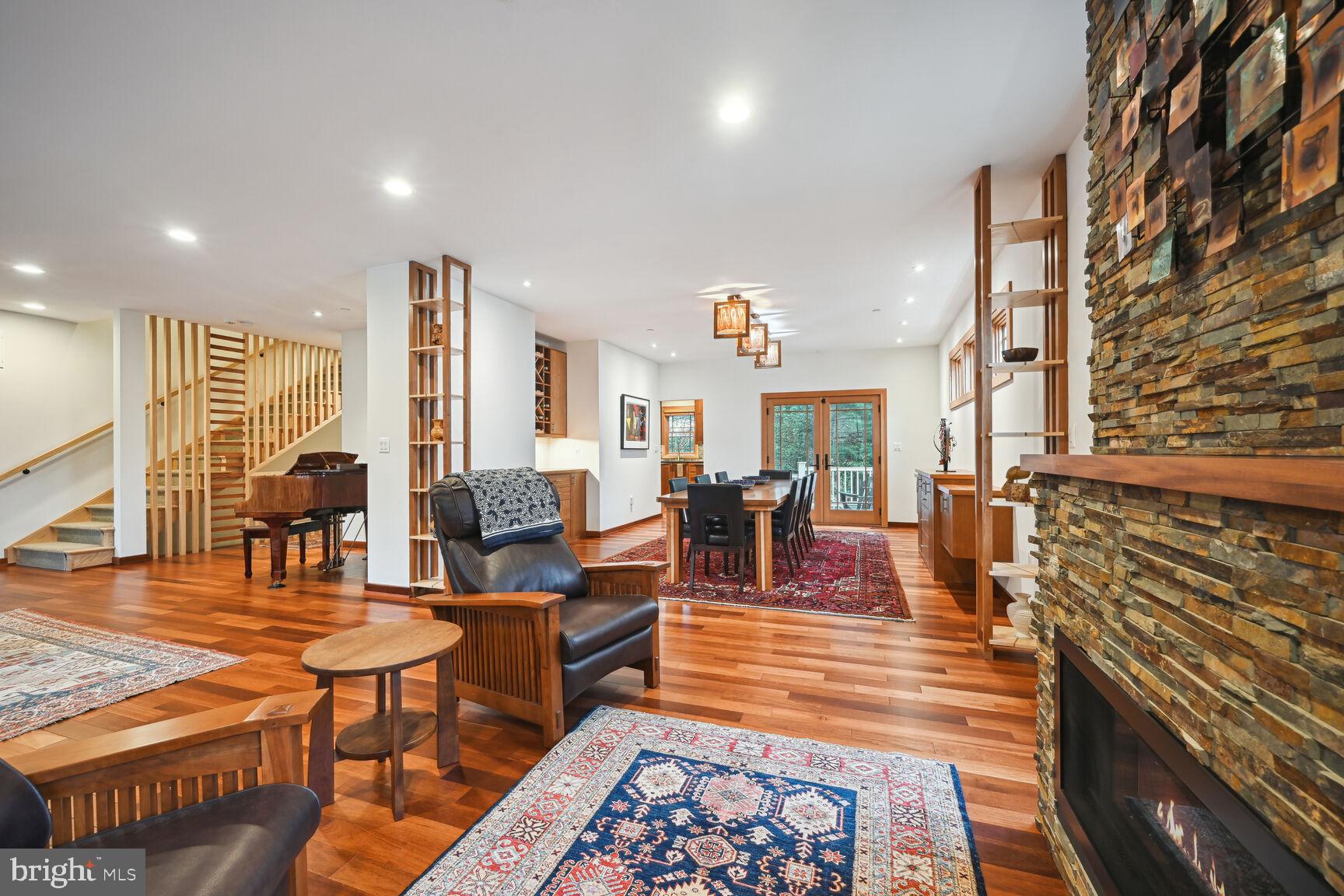 8101 Custer Road Bethesda, MD 20814 - Photo 13 of 77