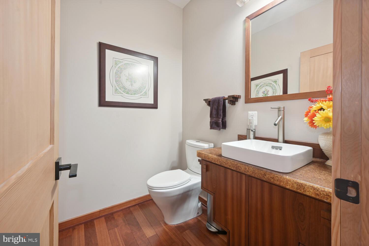 8101 Custer Road Bethesda, MD 20814 - Photo 25 of 77