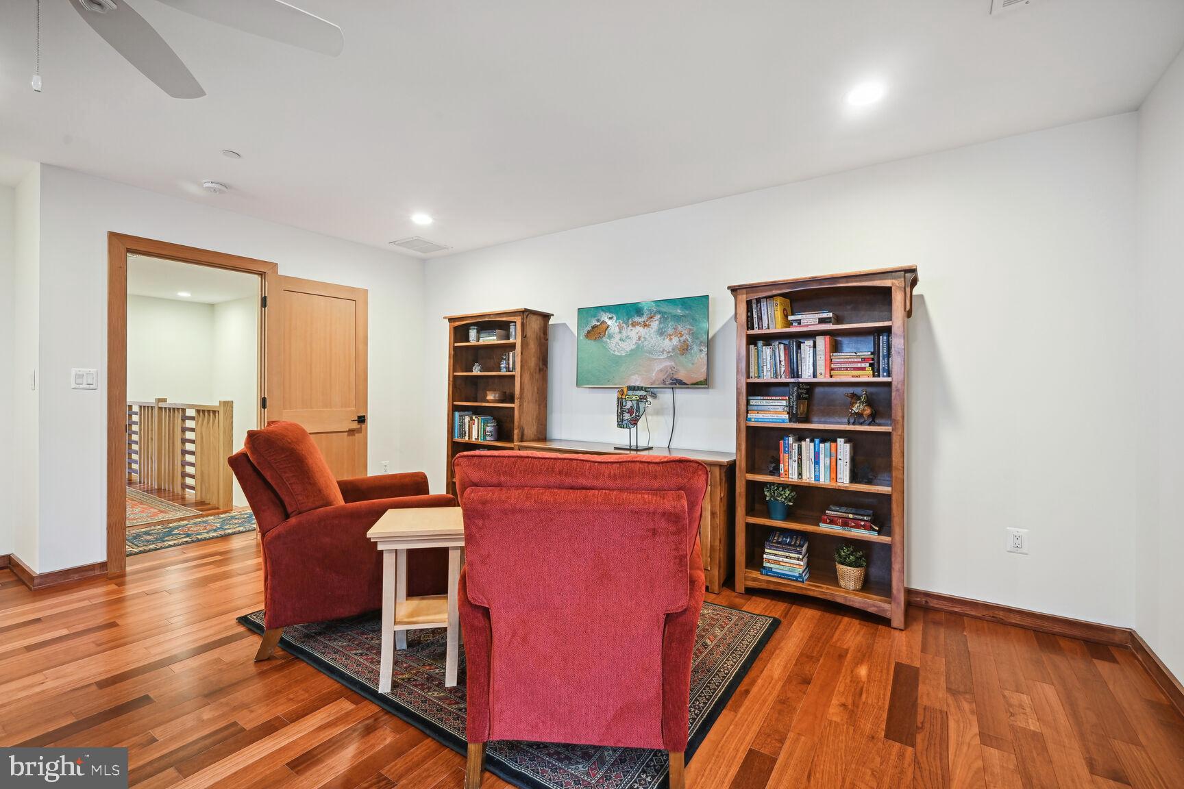 8101 Custer Road Bethesda, MD 20814 - Photo 35 of 77