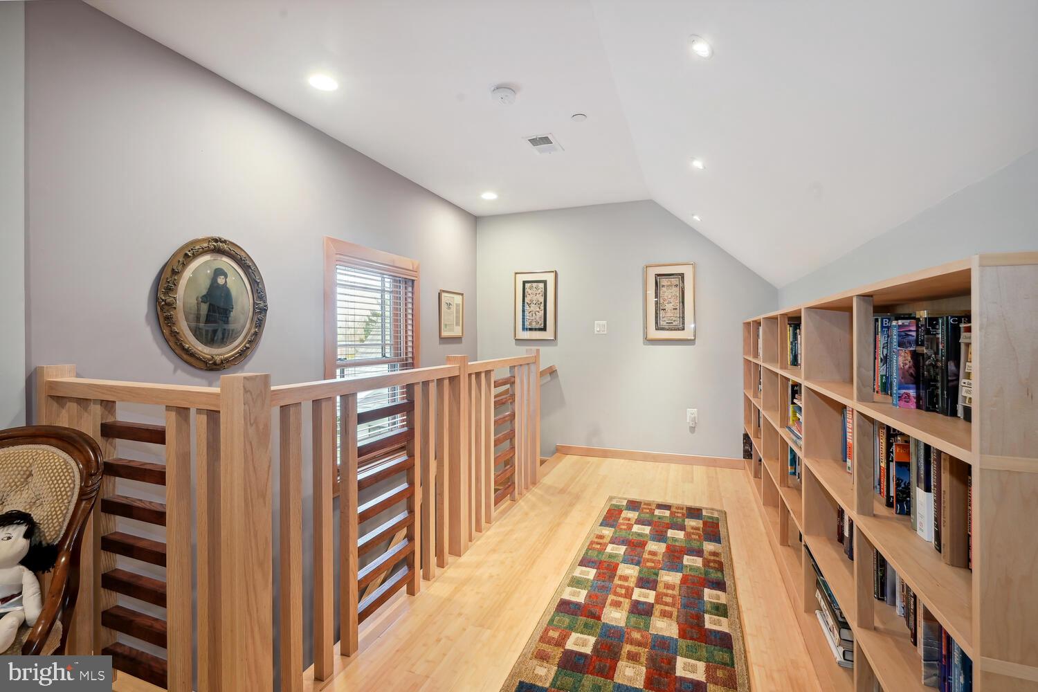 8101 Custer Road Bethesda, MD 20814 - Photo 42 of 77 Upper Level