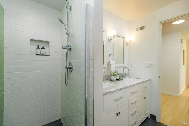 $699,000 | 29 Surrey Lane, San Rafael, CA 94903