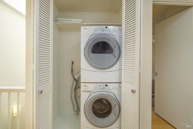 $699,000 | 29 Surrey Lane, San Rafael, CA 94903