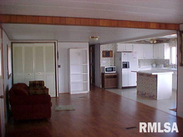 2350 Wolf Creek Road Carbondale, IL 62902 - Photo 2 of 22 Gallery Image 2