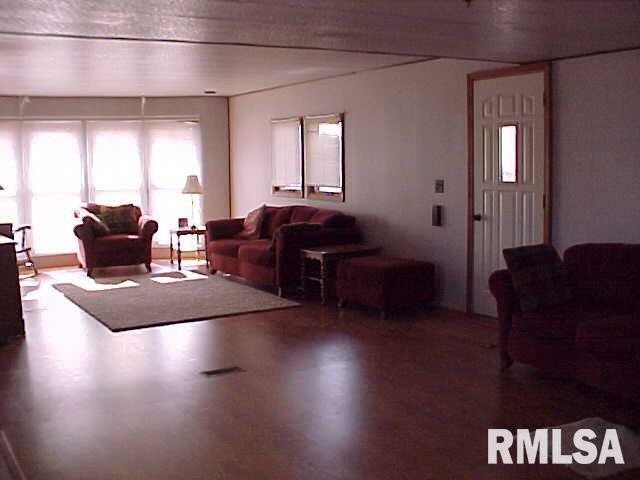 2350 Wolf Creek Road Carbondale, IL 62902 - Photo 3 of 22 Gallery Image 3