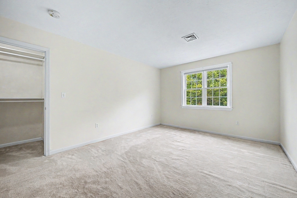 3 Oak View Terrace, Unit 3 Franklin, MA 02038 - Photo 20 of 38 an empty room with windows