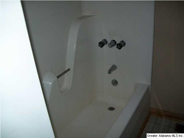 1135 Henry Drive Alabaster, AL 35007 - Photo 16 of 31