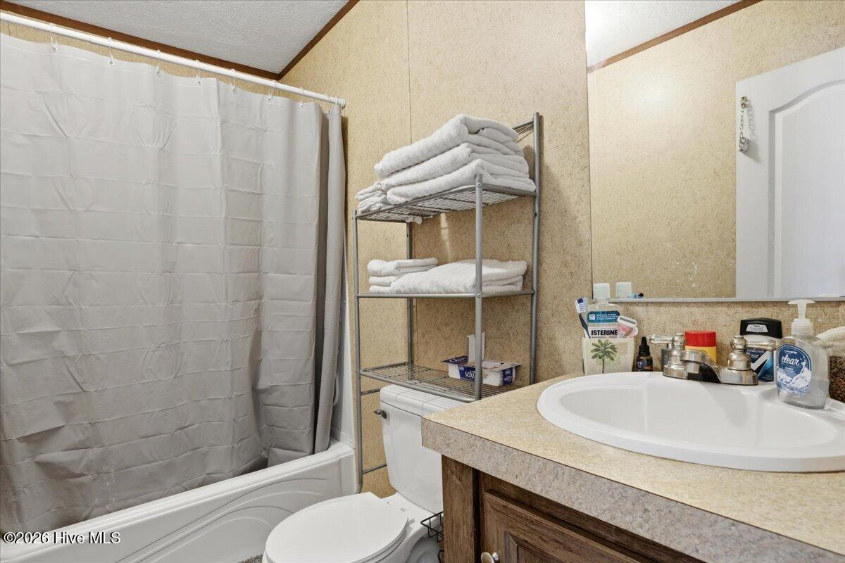 452 Pitt County Line Road Grifton, NC 28530 - Photo 35 of 41 Home 2 Secondary Bath