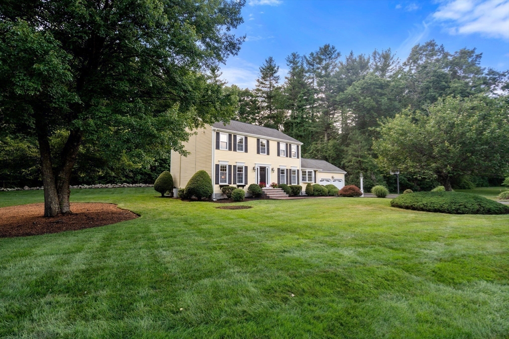 27 Oriole Road Medfield, MA 02052 - Photo 39 of 42