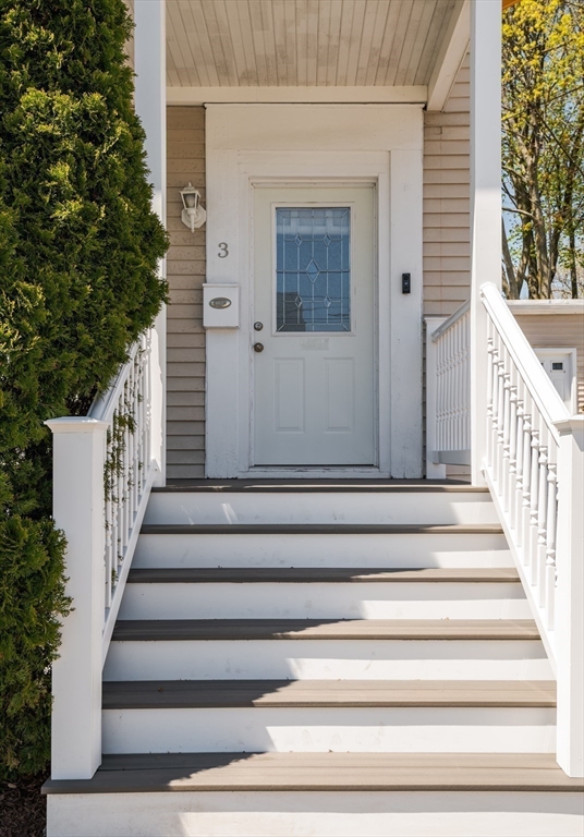 3 Pond Street Stoneham, MA 02180 - Photo 4 of 37