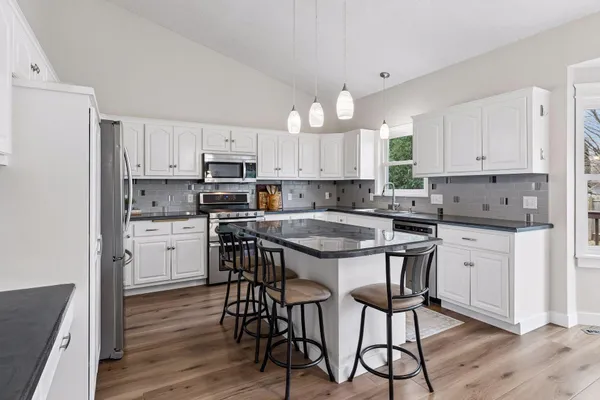 $479,000 | 2030 Sibley View Court, Northfield, MN 55057