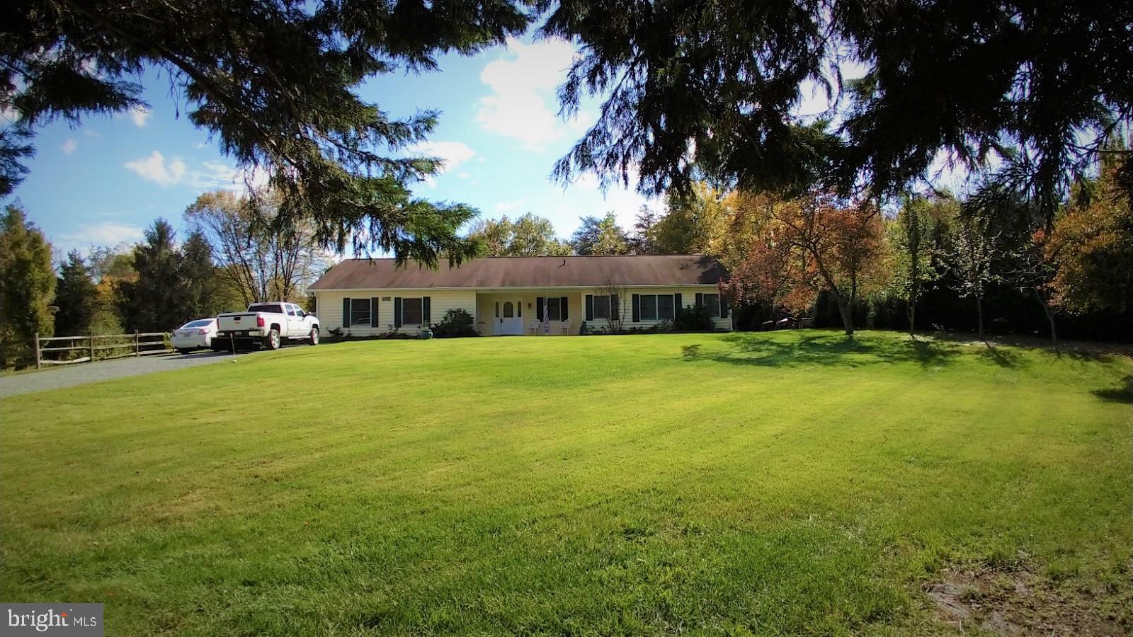 5582 Quiet Brook Road Fairfax, VA 22030 - Photo 2 of 31 Spacious front yard on more than 1/2 acre.