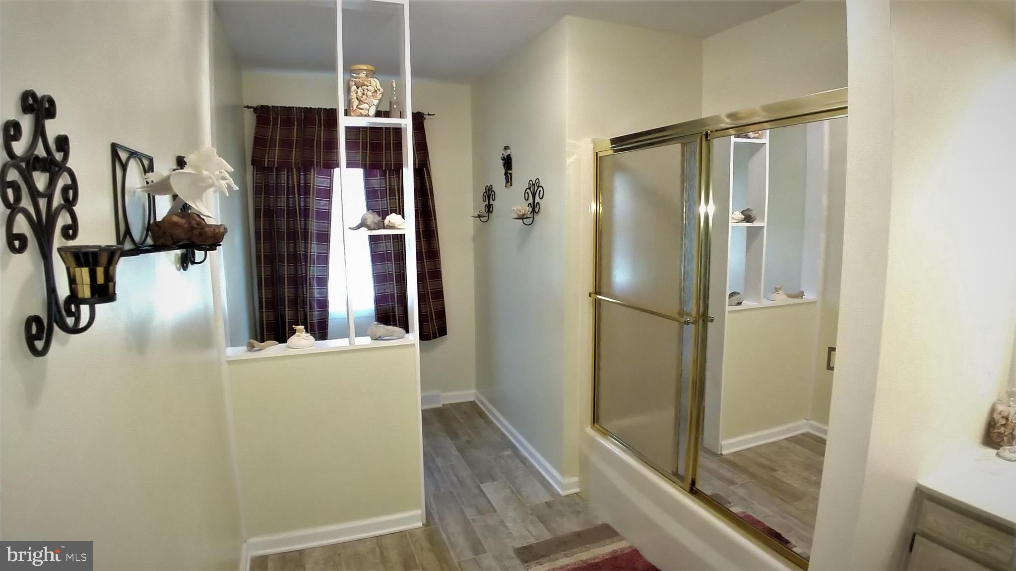 5582 Quiet Brook Road Fairfax, VA 22030 - Photo 23 of 31 Recently updated master bathroom.