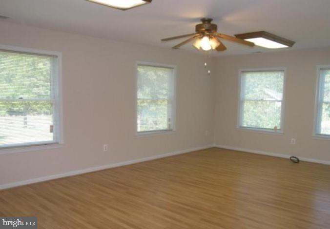 5582 Quiet Brook Road Fairfax, VA 22030 - Photo 29 of 31 Office w/ large walk-in closet could be a bedroom.