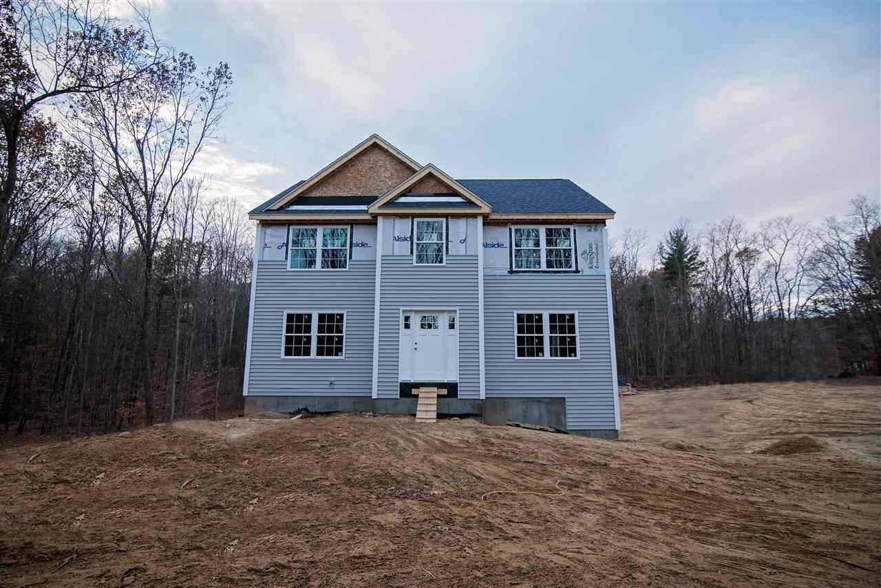 143 Hampstead Road Sandown, NH 03873 - Photo 1 of 8