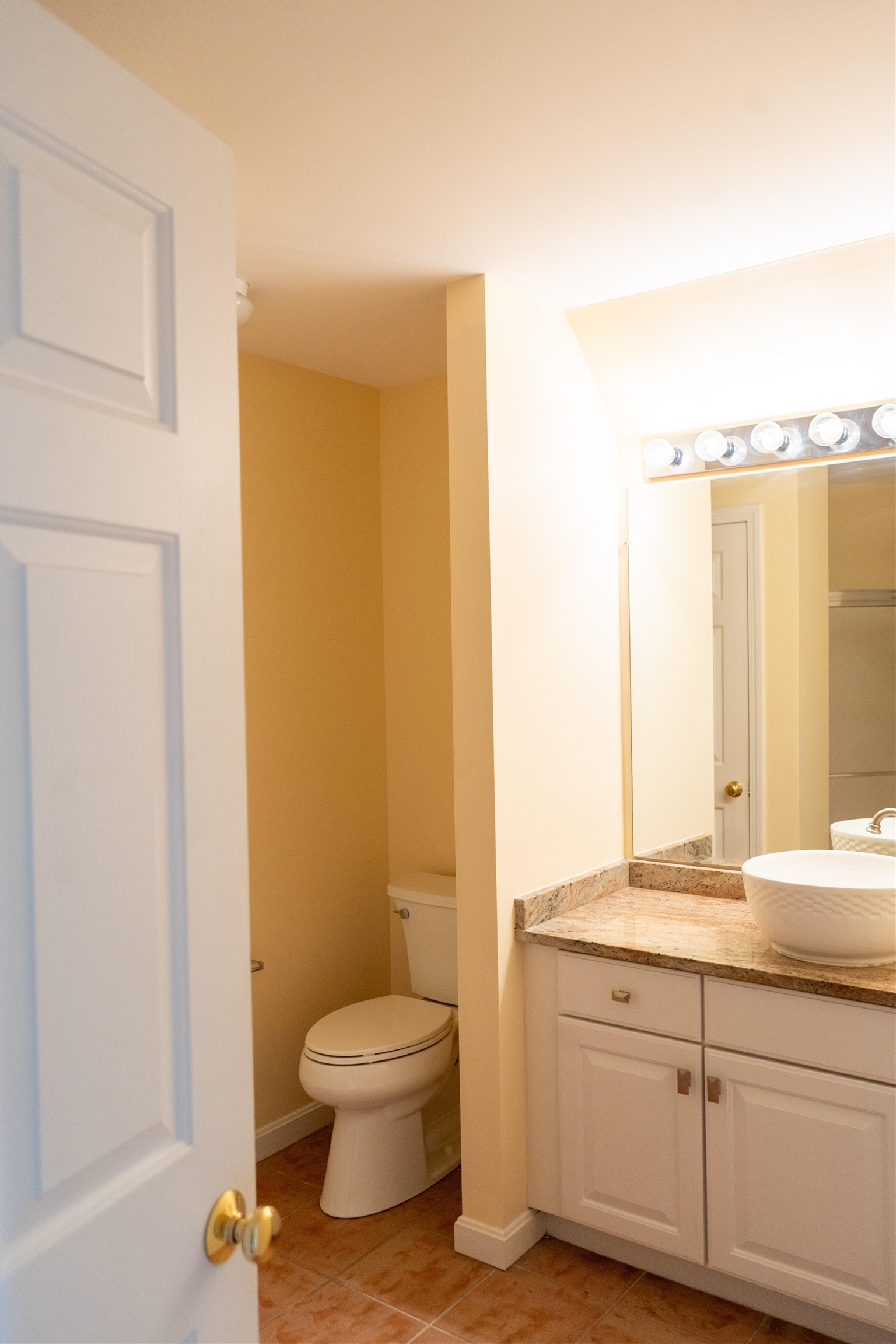 27 Reed Drive, Unit 27 Bedford, NH 03110 - Photo 18 of 24