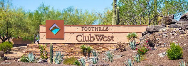 a sign that is on the side of the road