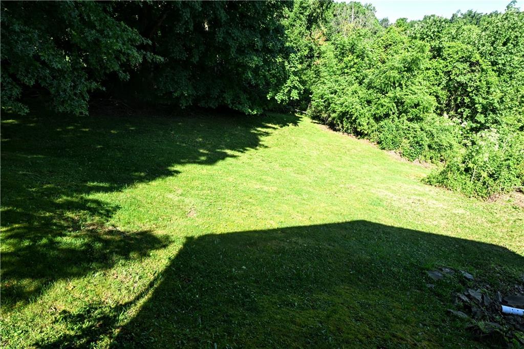 6339 Ridgeview Avenue Monongahela, PA 15063 - Photo 4 of 23