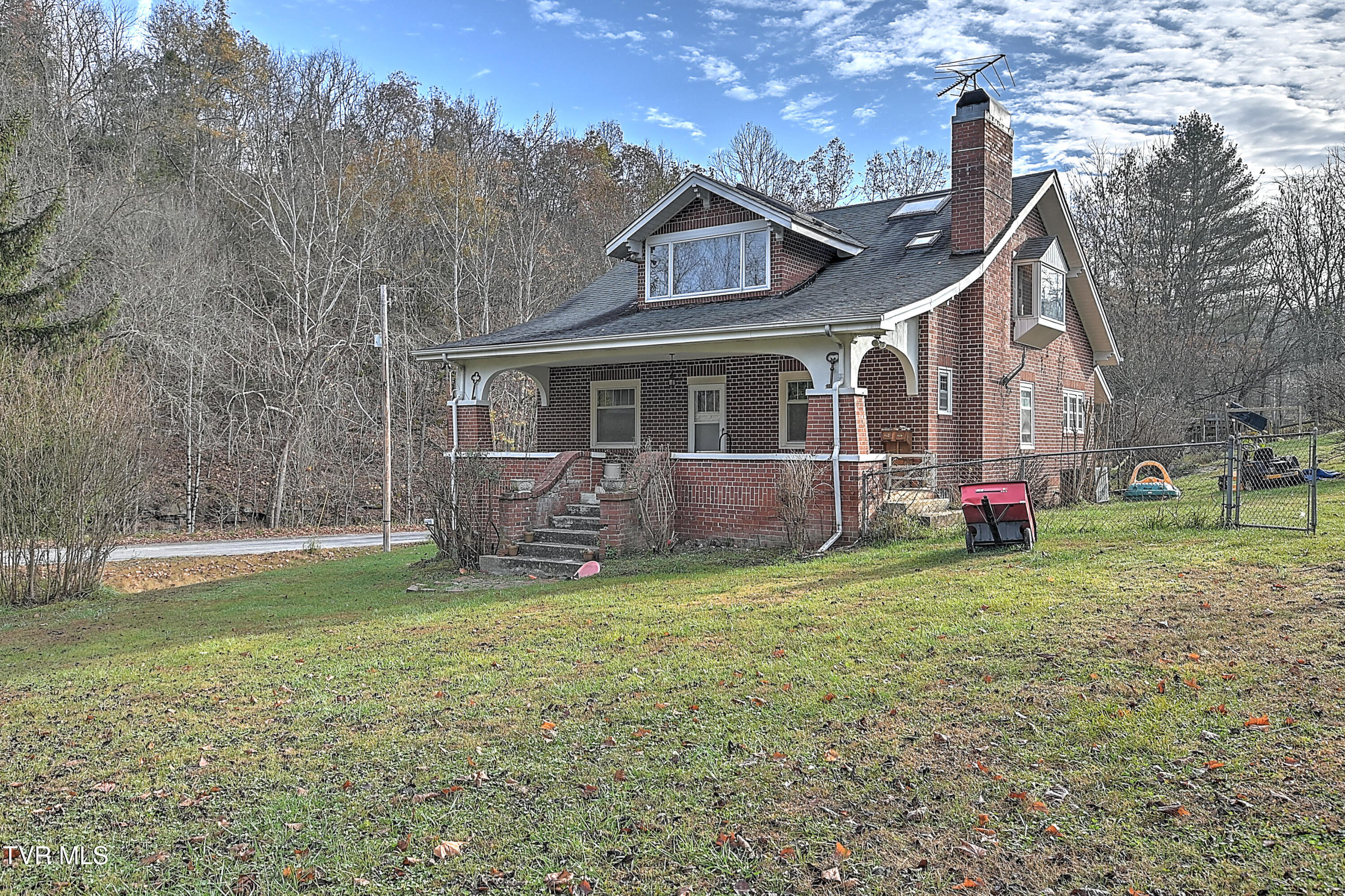 150 River Bluff Road Fort Blackmore, VA 24250 - Photo 2 of 53 150 River Bluff KB-2