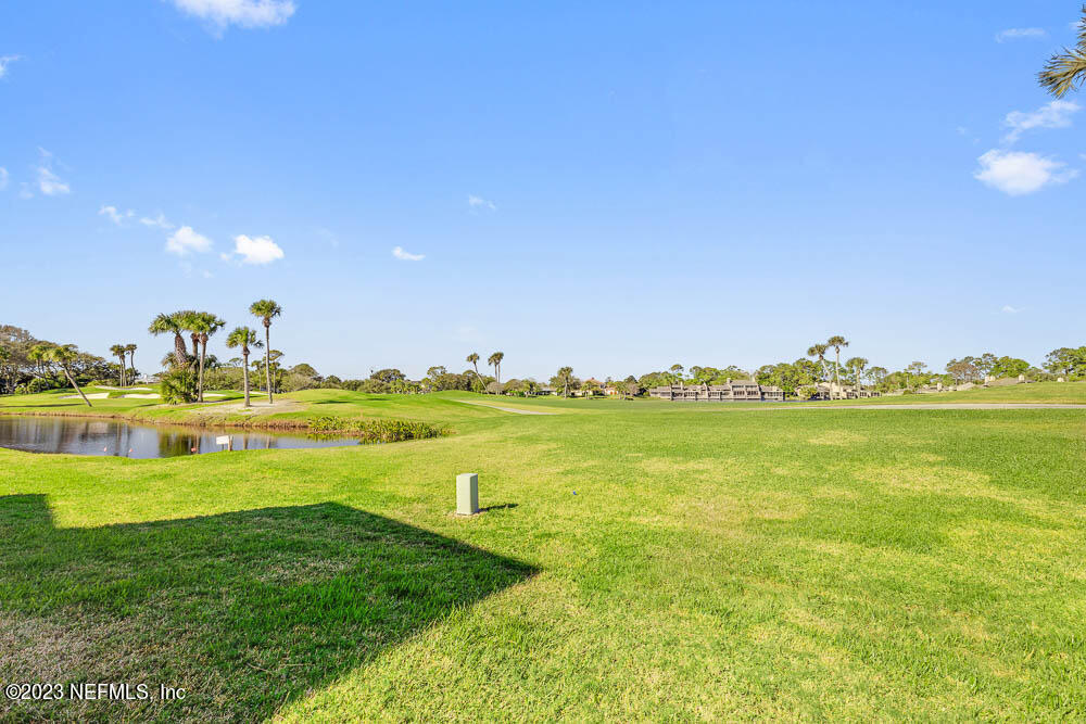 10 Cove Road Ponte Vedra Beach, FL 32082 - Photo 30 of 31 a view of an ocean from a houses