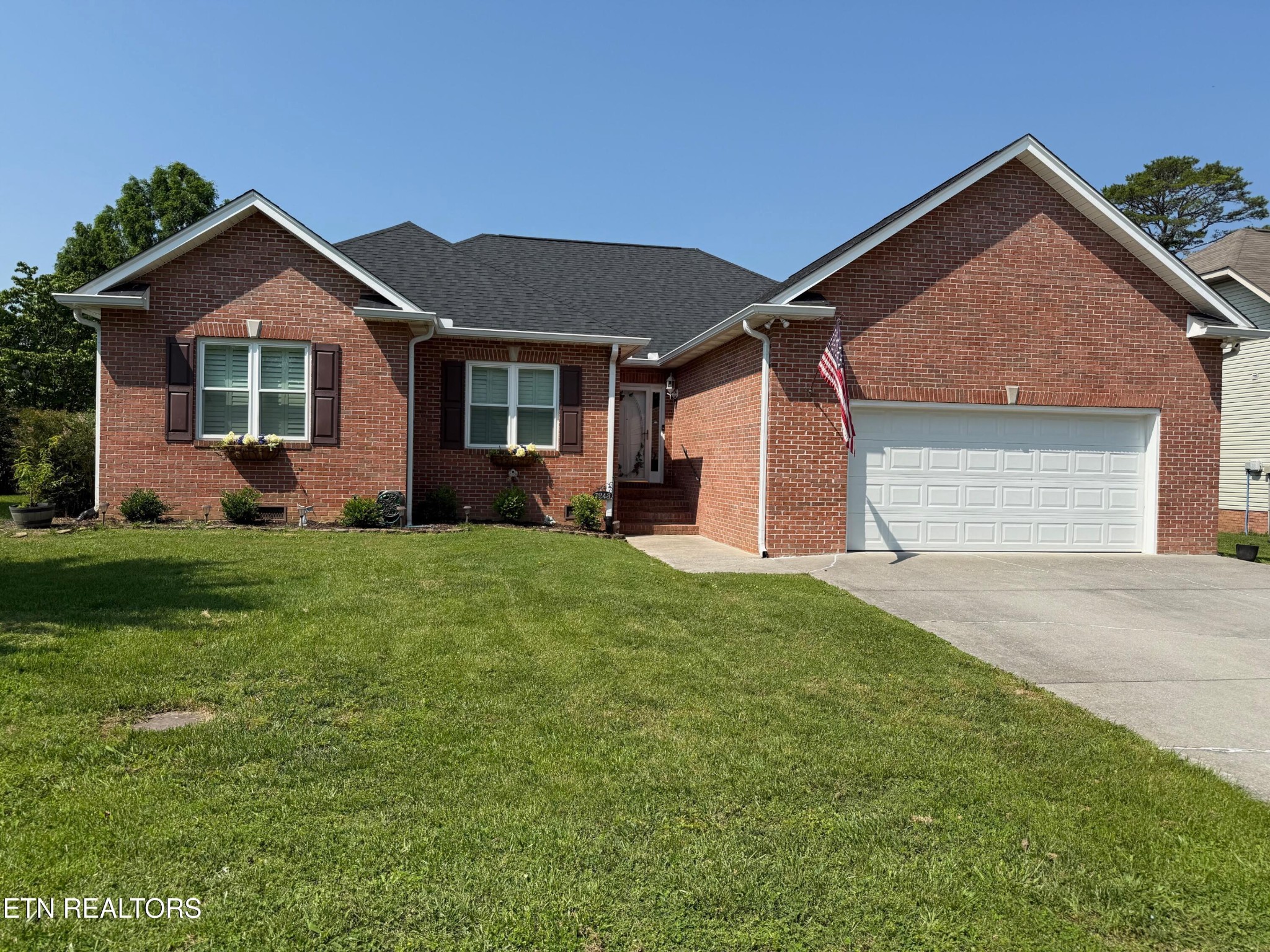 7243 Autumn View Lane Powell, TN 37849 - Photo 1 of 30 Gallery Image 1