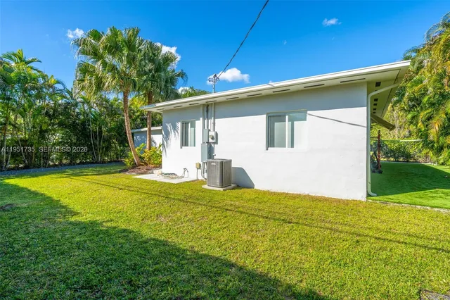 $5,000 | 5930 Southwest 47th Street, Miami, FL 33155