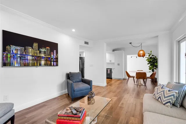 $5,000 | 5930 Southwest 47th Street, Miami, FL 33155