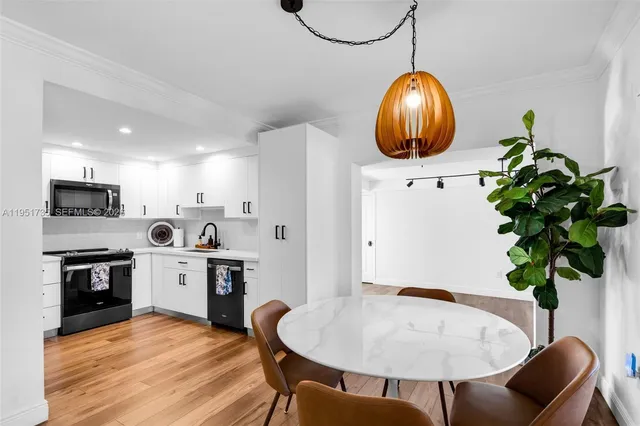 $5,000 | 5930 Southwest 47th Street, Miami, FL 33155