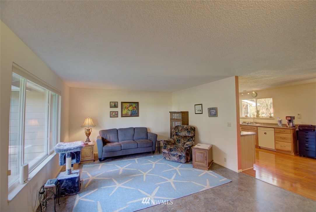 10320 173rd Avenue Southwest Rochester, WA 98579 - Photo 4 of 26