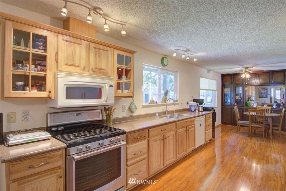 10320 173rd Avenue Southwest Rochester, WA 98579 - Photo 6 of 26