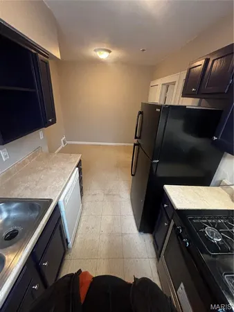 $795 | 5043 Alaska Avenue, Unit D, St. Louis, MO 63111