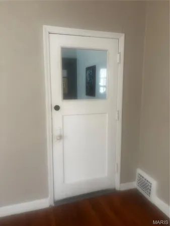 $795 | 5043 Alaska Avenue, Unit D, St. Louis, MO 63111