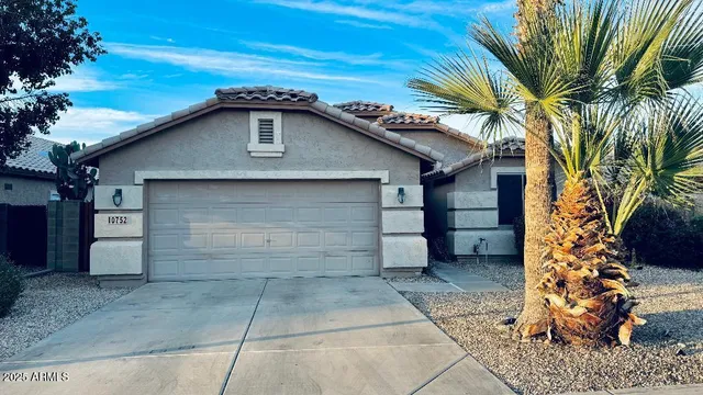 $2,100 | 10752 West Granada Road, Avondale, AZ 85392