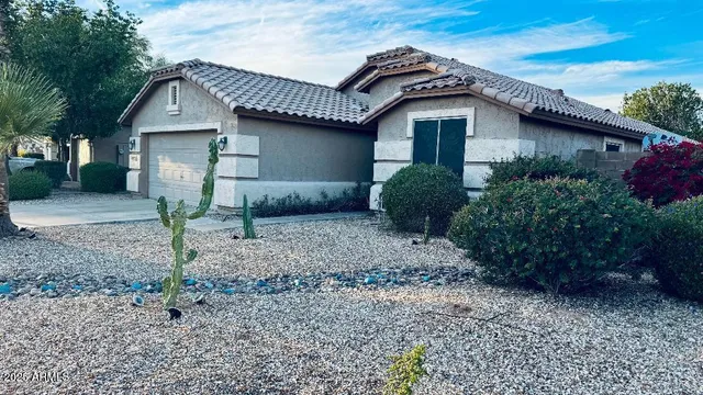 $2,100 | 10752 West Granada Road, Avondale, AZ 85392